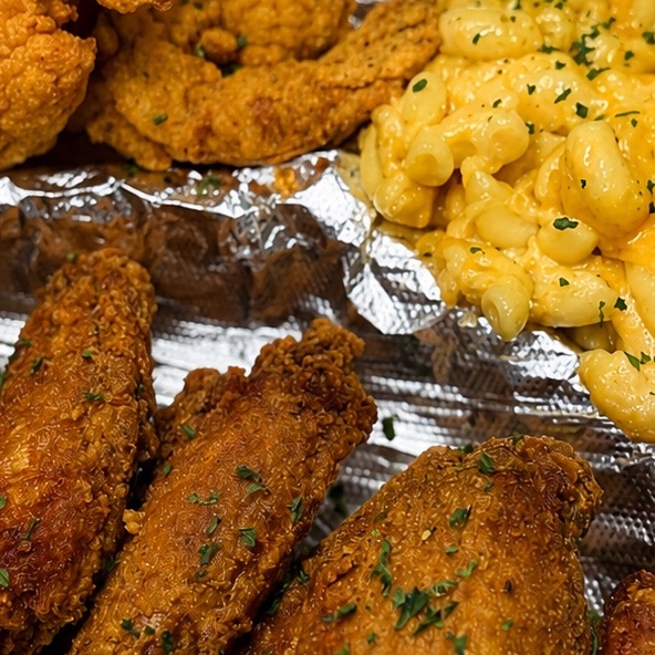 Fried shrimp and fish combo